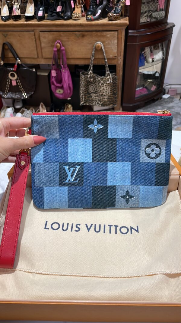 Louis Vuitton Denim look pochette