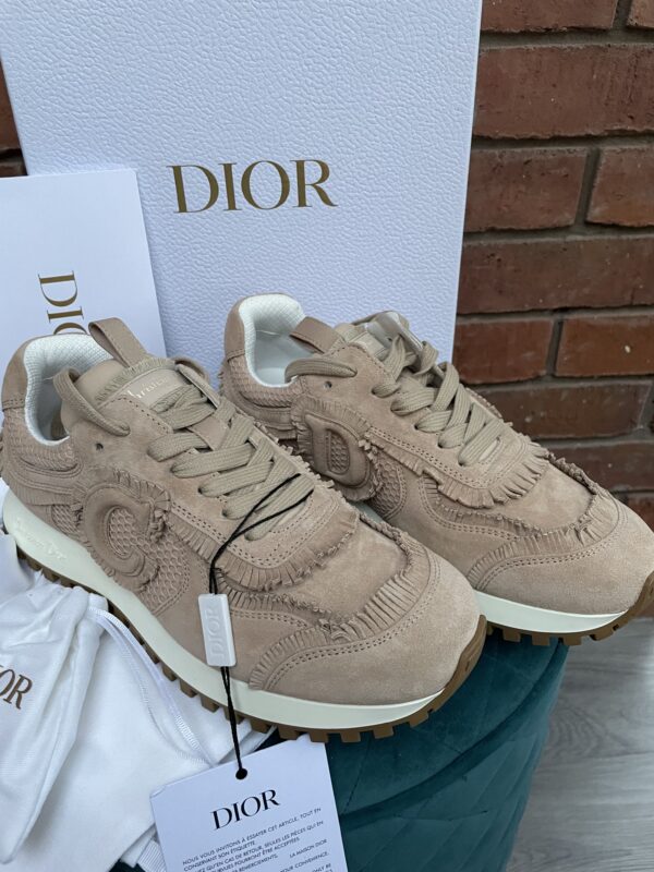 Dior C’Est Dior Sneaker- new UK39