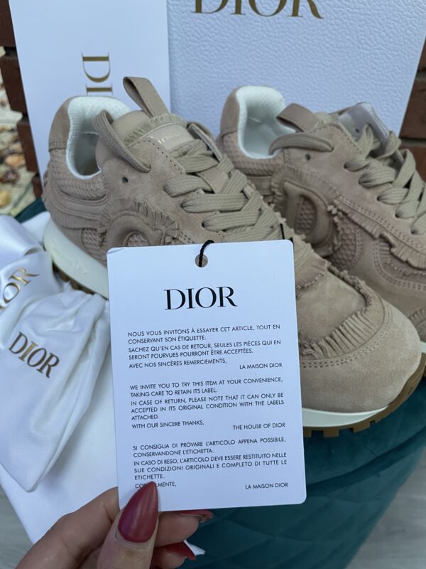 Dior C’Est Dior Sneaker- new UK39 - Image 4