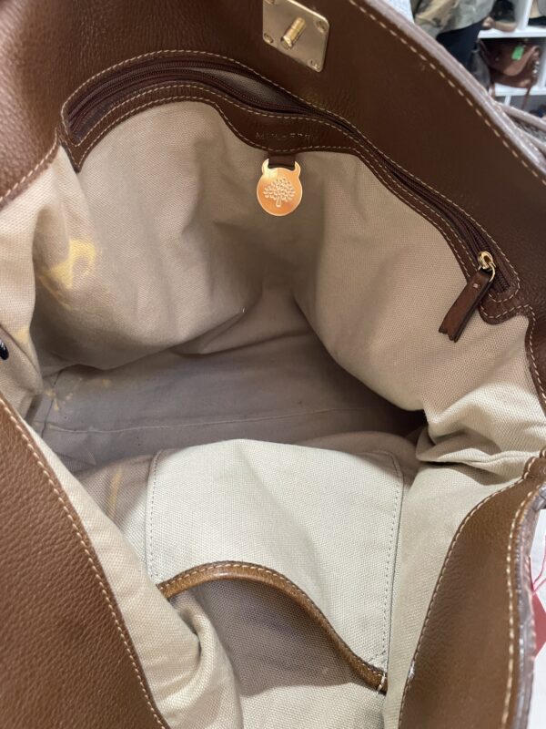 Mulberry Tessie Hobo in Oak - Image 7