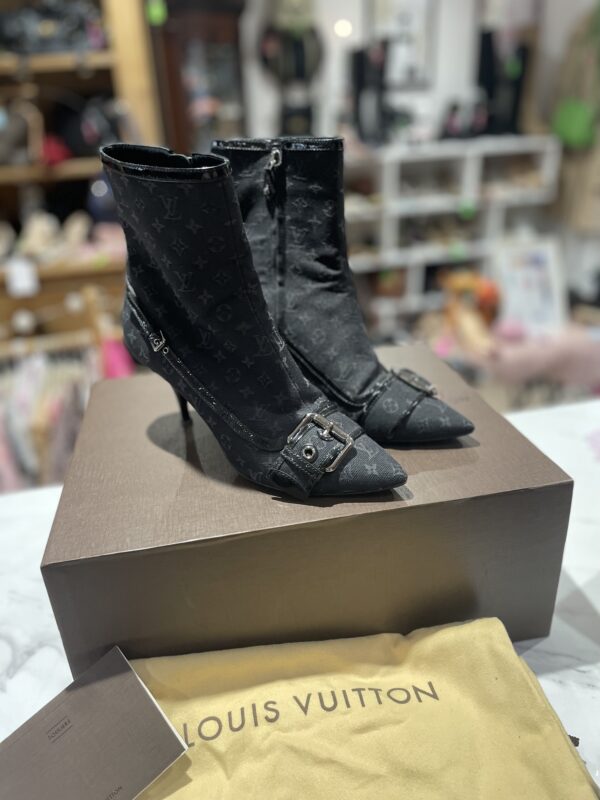 Louis Vuitton black fabric boots UK38