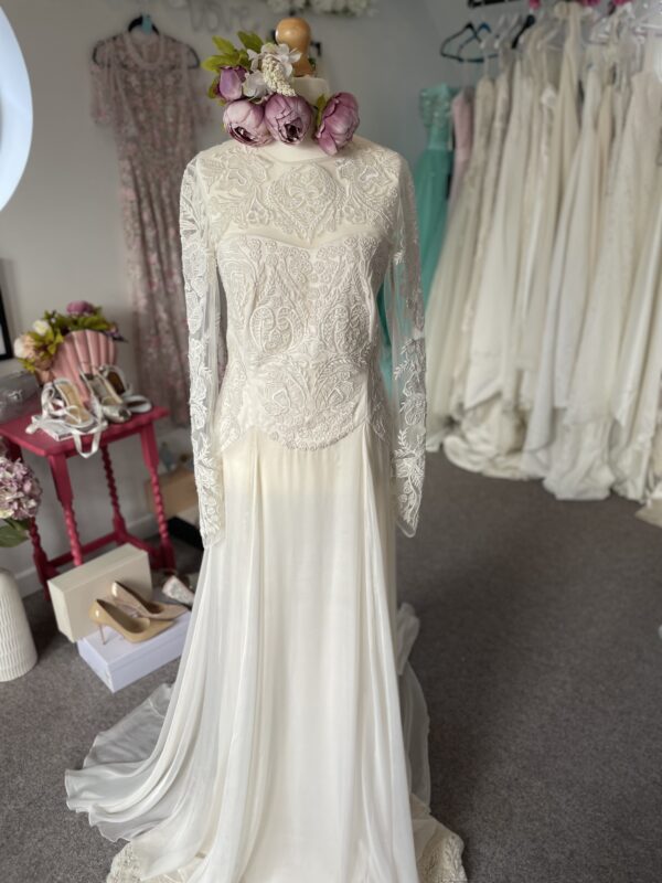 Temperley Wedding Gown UK12 - Image 4