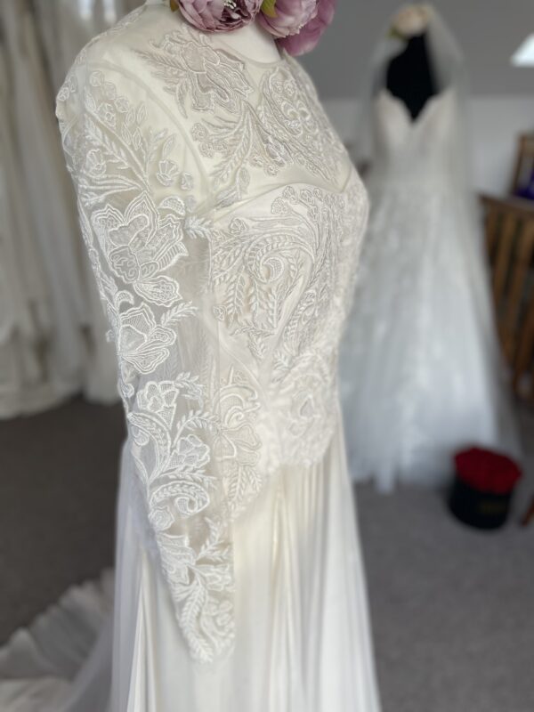 Temperley Wedding Gown UK12 - Image 6