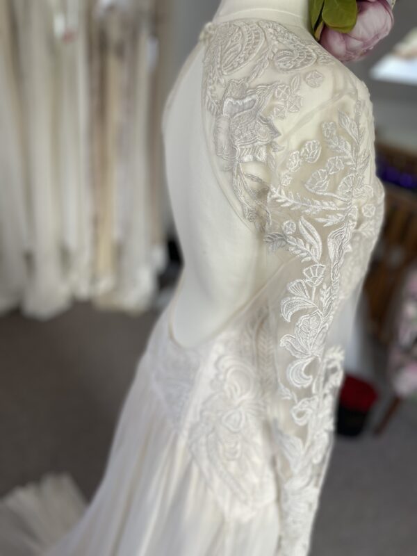 Temperley Wedding Gown UK12 - Image 7