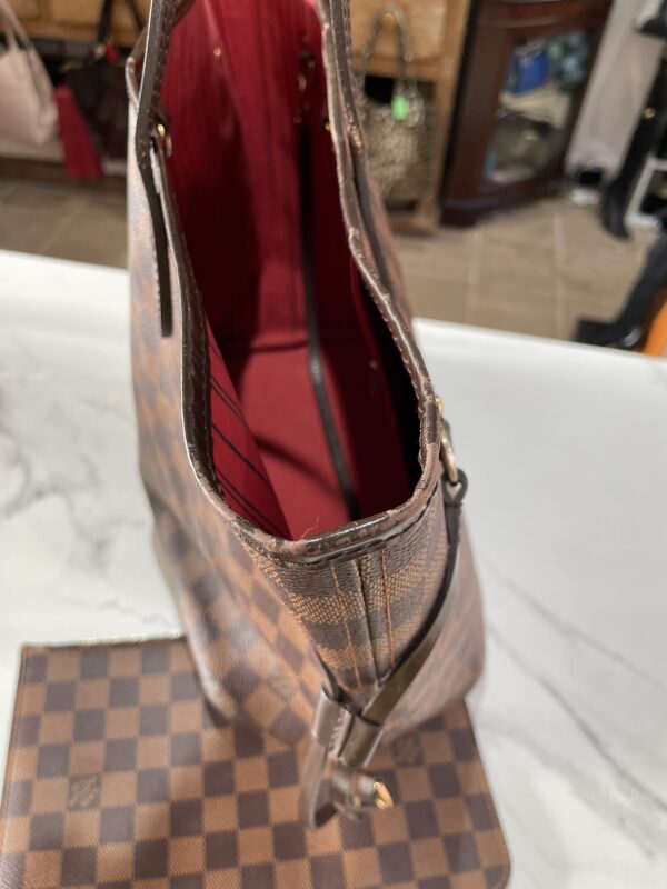 Louis Vuitton Damier Neverfull MM - Image 5