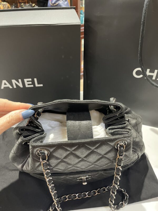 Chanel Large Lambskin Bucket Bag - Image 5