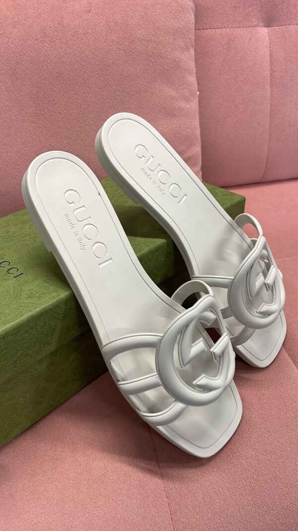 Gucci Marmont Rubber Sandal uk39