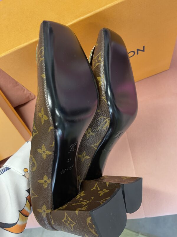 Louis Vuitton Court Shoes UK42 - Image 6