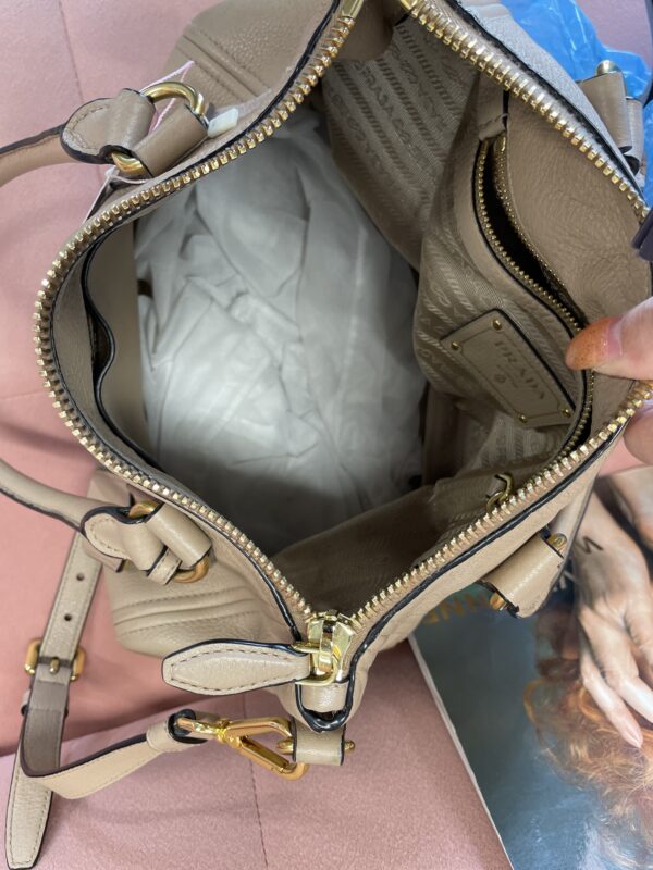 Prada Sacca - Image 9