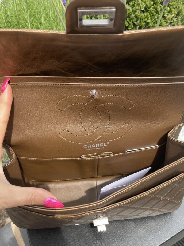 Chanel 2.55 Reissue Bronze - Image 7