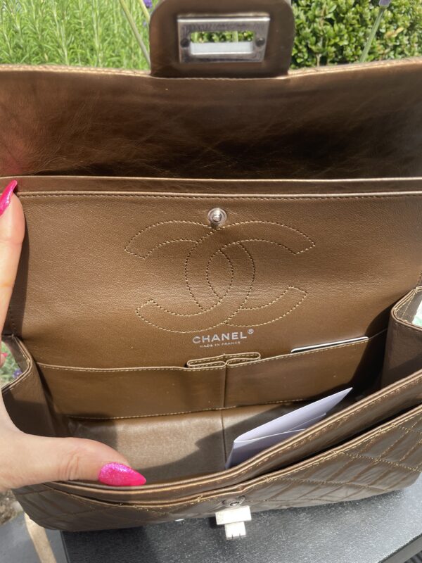 Chanel 2.55 Reissue Bronze - Image 8