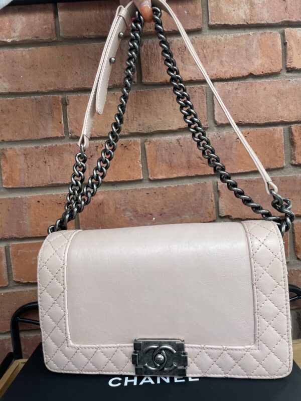 Chanel Boy Medium- soft pink
